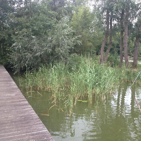 Lake Park Berlare Экстерьер фото